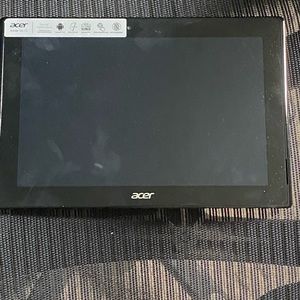 Acer Iconia Tab 10 Tablet